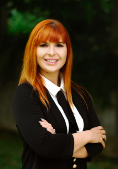 HR Assistant | Lisa Avci